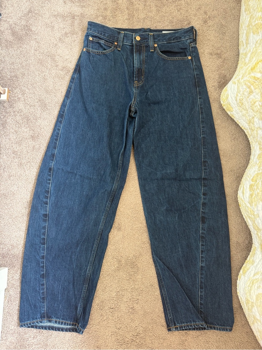 GAP Barrel Jeans in Dark Blue Denim